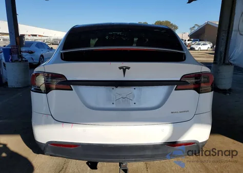 2020 Tesla Model X z USA, uszkodzony, nr VIN 5YJXCAE2XLF296317